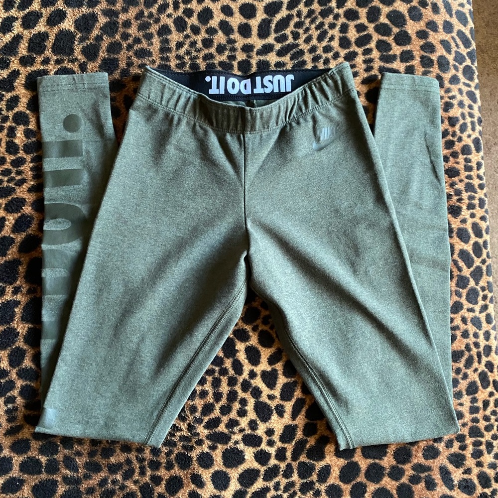 Nike olive green leggings